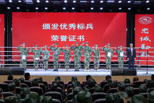 screenshot_2025-10-18_13-12-27